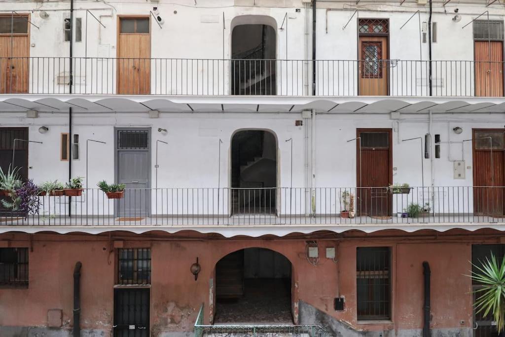 Termini Treasure - Elegant Retreat Apartment Рим Екстериор снимка